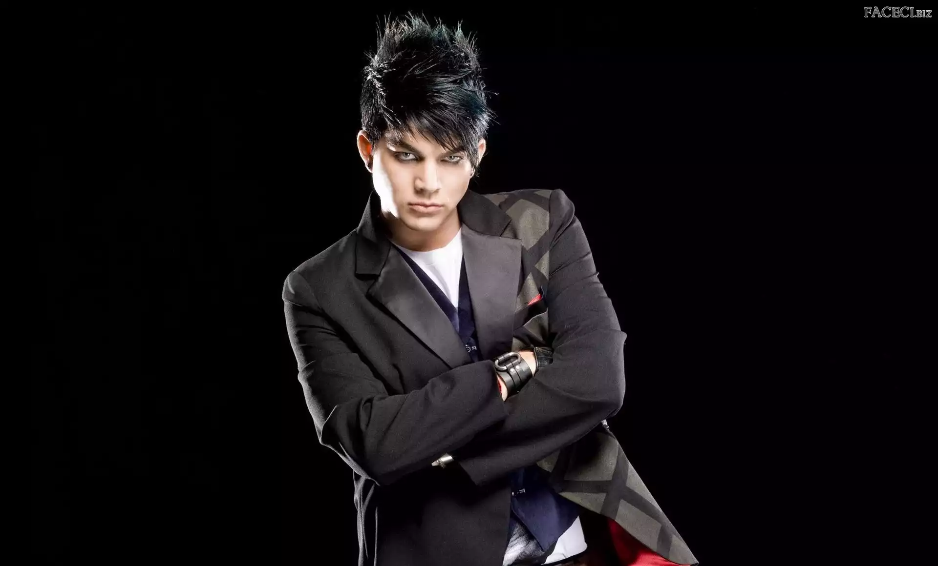 Piosenkarz, Adam Lambert, Amerykański